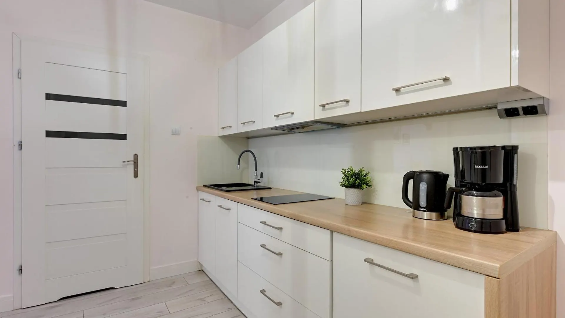 Staywin Aura Gdansk I 0*,