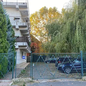 Homestay , Otopeni Rumanía